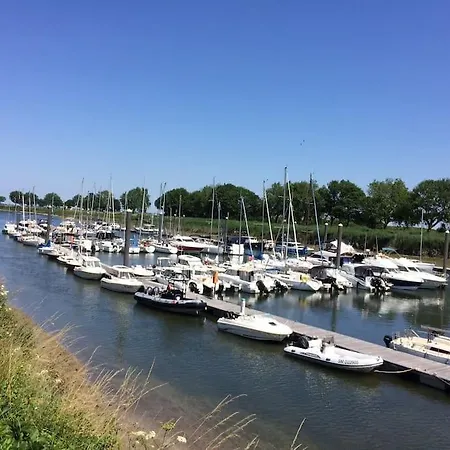 Apartamento Le Clos De Beauchamps L'entre 2 Baies Accueil Velo