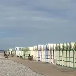 Le Clos De Beauchamps L'entre 2 Baies Accueil Velo דירה *